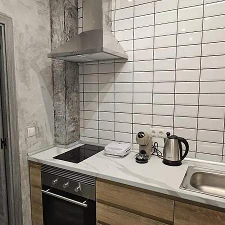 Jl A Y B Apartmán *