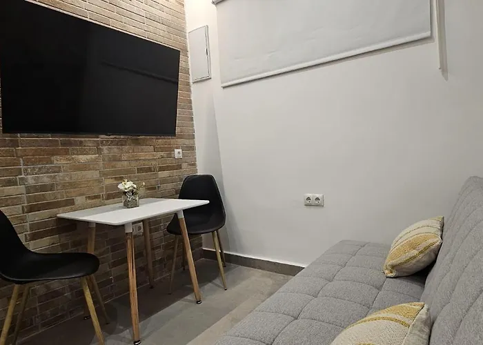 Jl A Y B Apartmán *